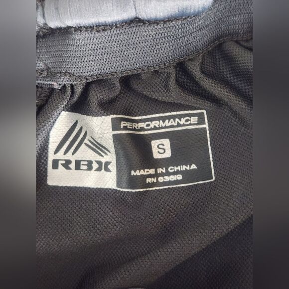 RBX Performance S Gray Logo Pockets Athletic Elastic Waist Men's Shorts - Picture 3 of 7